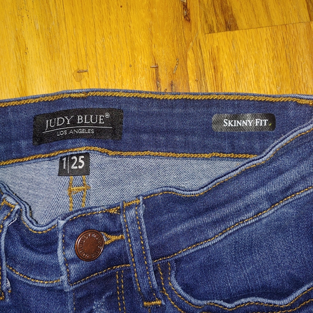 Judy Blue Jeans View 2
